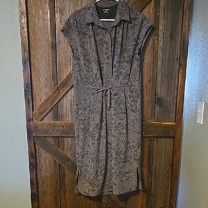 Elegant Brown Floral Midi Dress